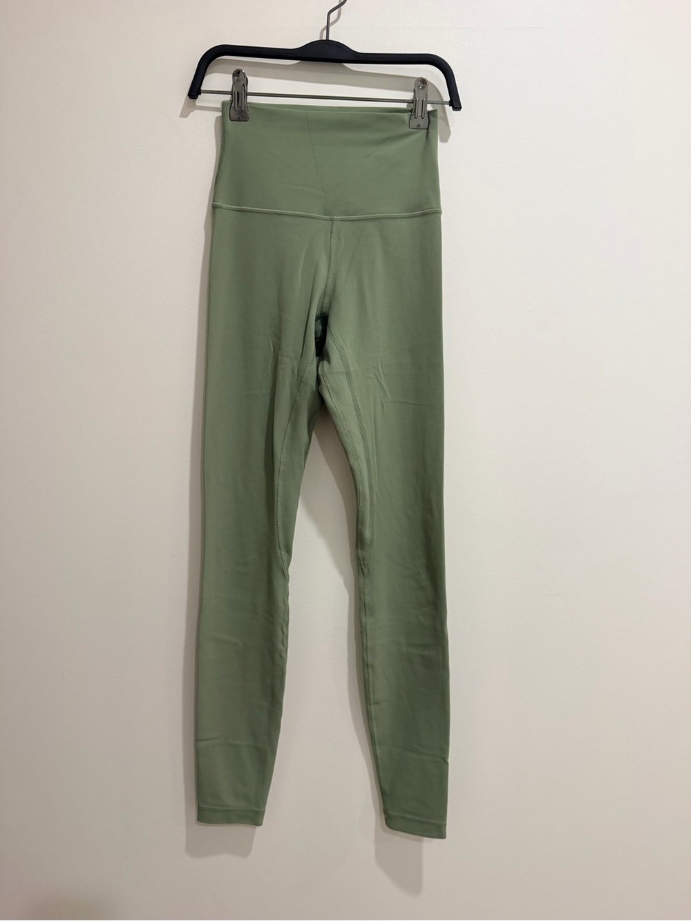 Lululemon Align High-Rise Pant 28” in Desert Green size 2